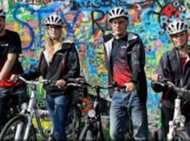 90-minütige Fahrrad-Sightseeing-Tour in kleiner Gruppe in Prag