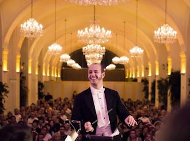 Schlossführung, Abendessen und Konzert im Schloss Schönbrunn nach den Öffnungszeiten