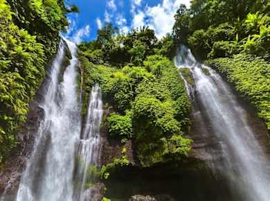 Nord Bali versteckten Wasserfall und Tor des Himmels private Tour mit Mittagessen