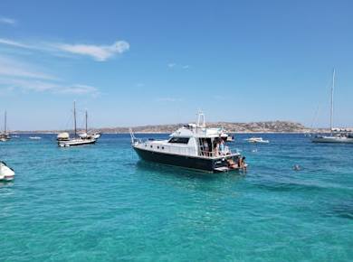 Private boat trip to the Archipelago of La Maddalena from Palau