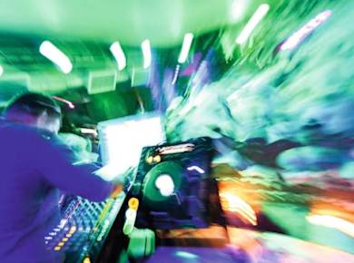 Schauplatz Ayia Napa Projekt Live bei Pambos Napa Rocks