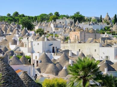 Tagesausflug von Bari nach Alberobello, Monopoli und Polignano