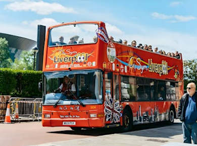 City and Beatles tour with hop-on hop-off tour ticket