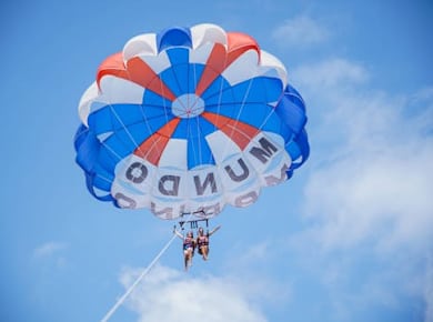 Parasailing in Dénia