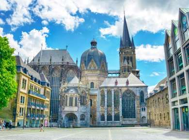 Aachener Altstadt-Schnitzeljagd mit interaktivem Hörbuch