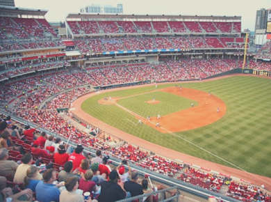 Tickets für das Baseballspiel der Cincinnati Reds im Great American Ballpark