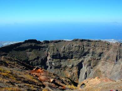 Pompeii and Mt. Vesuvius shared tour with optional lunch and tasting