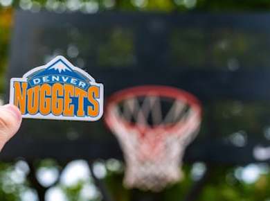 Eintrittskarte für das Basketballspiel der Denver Nuggets in der Ball Arena