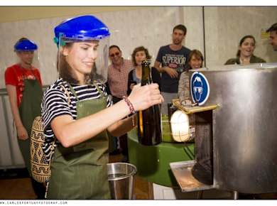 Erstellen Sie Ihre eigene Cava-Werkstatt in Masia Can Batlle