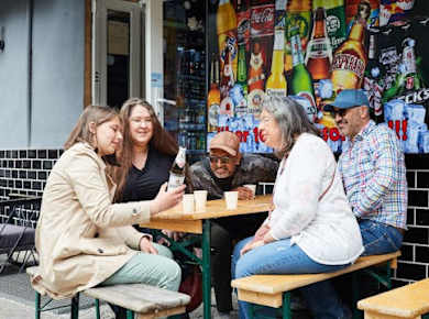 Geführter Spaziergang durch Essen und Geschichte in Ostberlin