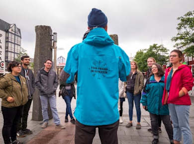 Reykjavik-Rundgang mit einem Wikinger