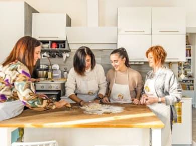Pasta- und Tiramisu-Kurs bei einem Einheimischen am Gardasee