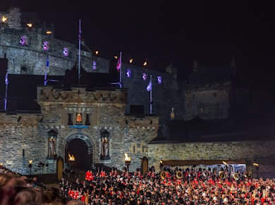 Highland-Tagestour mit Eintritt zum Edinburgh Tattoo