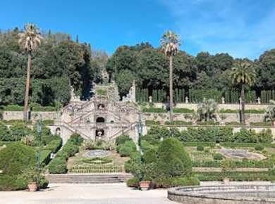 Garten und Schmetterlingshaus der Villa Garzoni und Pinocchio Park