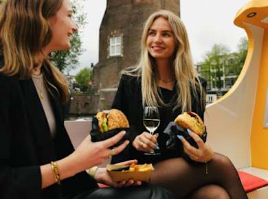 Burger-Kreuzfahrt durch die Amsterdamer Kanäle