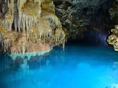 Snorkelling and Rio Secreto Natural Reserve tour