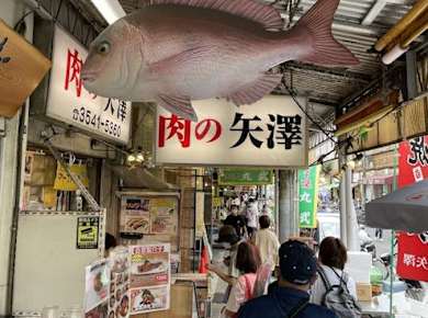Marktrundgang mit Sake-Verkostung