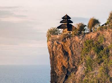 Uluwatu Temple Private Tour with Balinese Dance