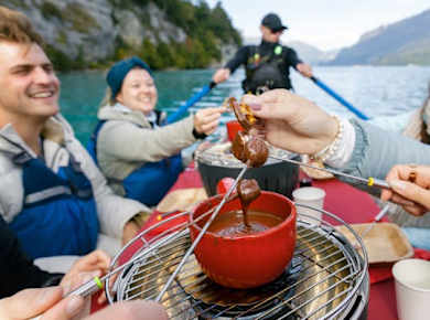 Float Tour with Chocolate Fondue Tasting in Interlaken