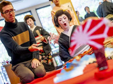 Traditionelles japanisches Kabuki und Ozashiki in Tokio