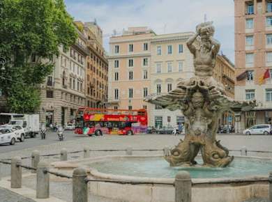 Rom Hop-On Hop-Off Tour mit Bustransfer ab Civitavecchia