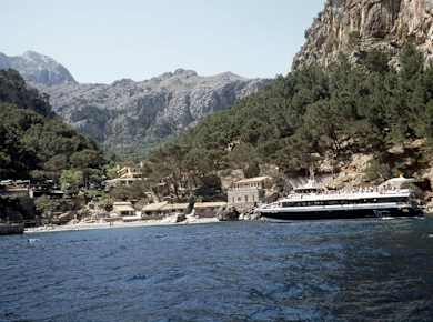 Boat Trip from Soller Harbour to Sa Calobra