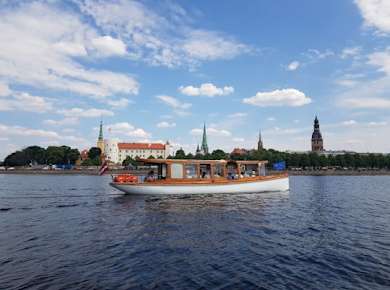 Riga auf dem Kanal: Sightseeing-Bootstour