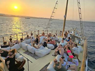 Sonnenuntergangskreuzfahrt auf Rhodos