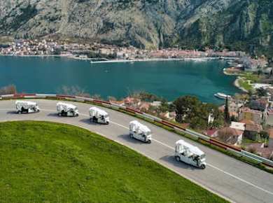2,5-stündige Tuk-Tuk-Tour entlang der Boka-Bucht von Kotor