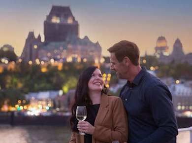 3 or 5-course dinner cruise with DJ and dancing in Quebec City