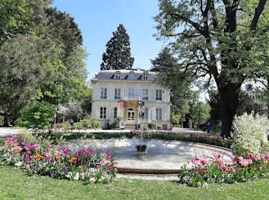 Interactive treasure hunt and outdoor city escape game in Antony