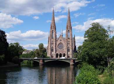 Interactive treasure hunt and outdoor city game in Strasbourg