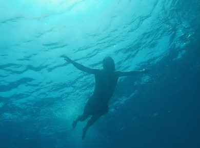 1.5-hour island and sea caves boat tour in Syracuse