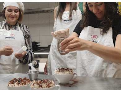 Tiramisu and gelato cooking class in Rome