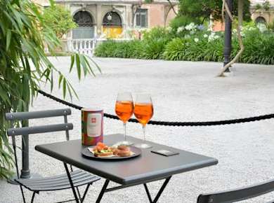 Spritz and cicchetti in Venice's Royal Gardens