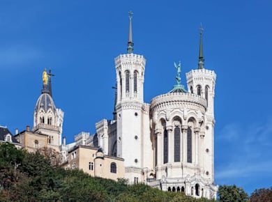 Lyon 2-hour introductory walking tour with a local