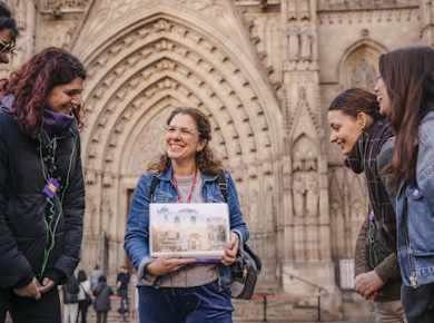 Geführter Rundgang durch das Gotische Viertel und modernistische Orte