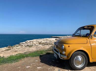 Private Tour in Polignano a Mare in einem Oldtimer