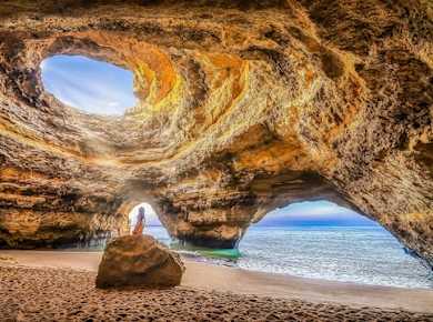 Vollständige Höhlenrundfahrt und Küstenrundfahrt mit dem Boot ab Portimão