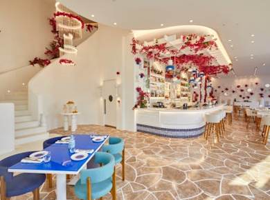 Greek‑inspired dinner with music in Antalya