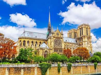 Kathedrale Notre-Dame mit einer Audio-App zur Selbstführung