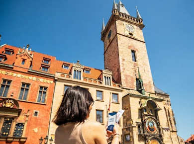 Ticket für den Prager Turm mit astronomischer Uhr und optionalem Audioguide