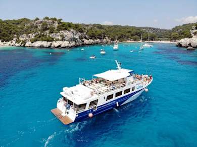 Half-day boat cruise in Menorca with beach stop ticket