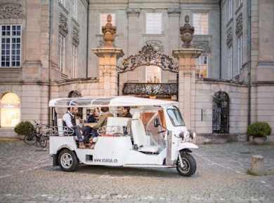 Zürich 90-minütige Stadtrundfahrt mit dem Elektro-Tuk-Tuk