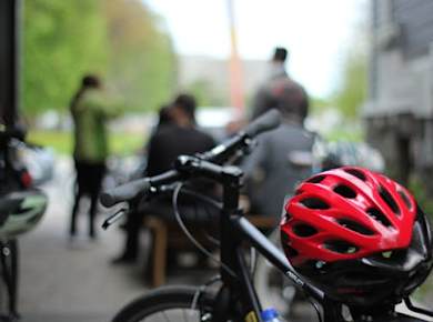 Bike and bites tour