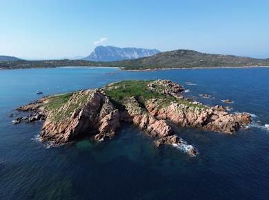 Snorkeling at sunset with aperitif