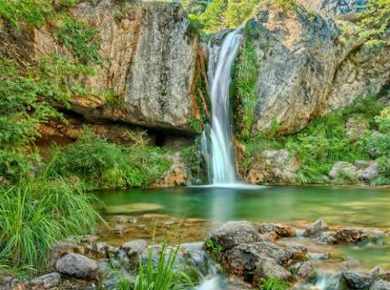 Natur- und Wasserfallabenteuer in Nordgriechenland