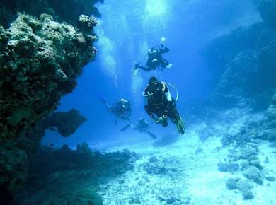 Discover scuba diving with transfer with Binibeca Diving