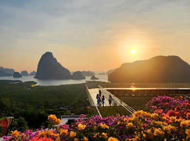 Island hopping catamaran tour with James Bond Island from Phuket