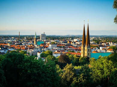 60-minute express walking tour in Bielefeld with a local